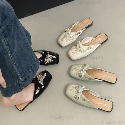 Scarpe da donna – Mules da donna