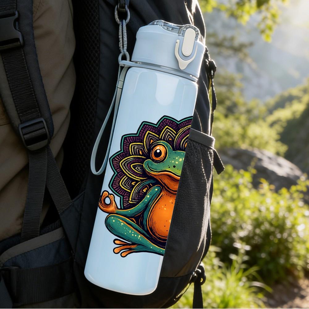 1 Stück Frosch auf Lotos-Kunstdruck 750ml Farbige Kunststoff-Sportwasserflasche Auslaufsicherer Klappdeckel mit Strohhalm Geeignet für Sport, Büro, Zuhause