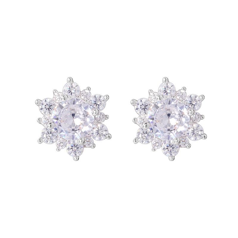 

925 Sterling Silver Diamond Snowflake Zircon Stud Earrings for Women - Elegant Christmas Gift 925 Silver