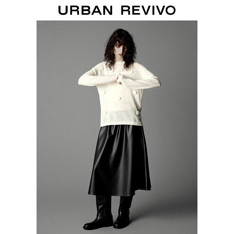 UR Women's 3D Floral Round Neck Knit Sweater