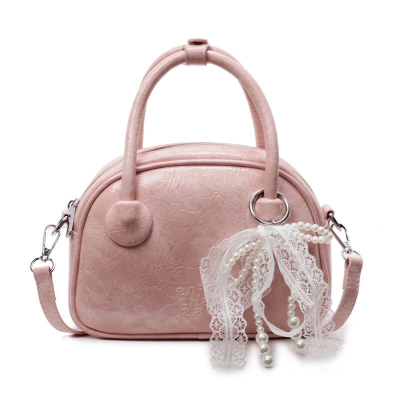 New product simple, fashionable and high-quality portable pillow bag women's spring and summer new product foreign style versatile casual messenger ba