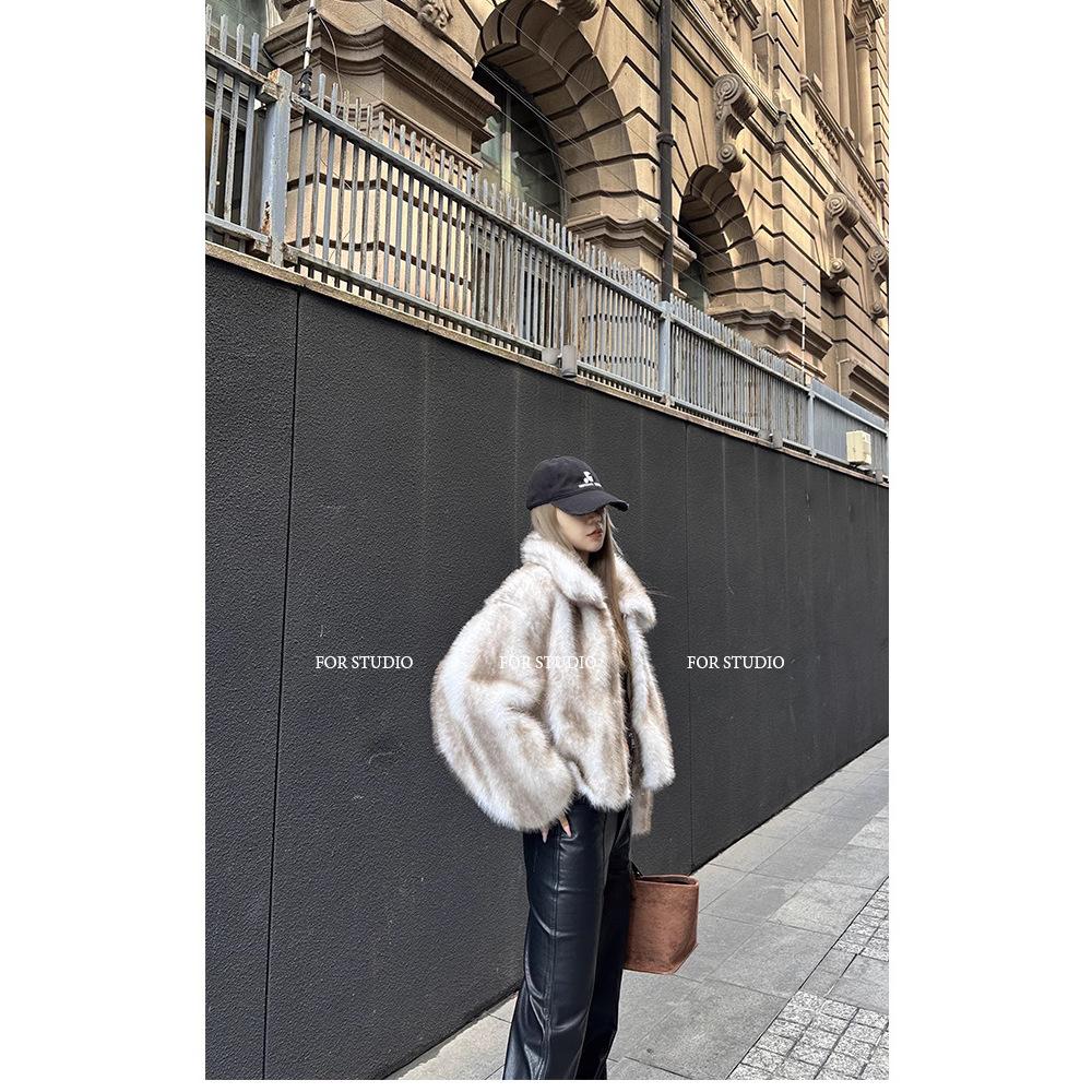 High-end imitation fox fur jacket women's autumn and winter new short Mao Mao warm temperament top