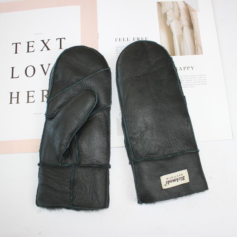 New Winter Warm Women's Sheepskin Gloves Thickened Wool Lined Solid Finger Leather Gloves