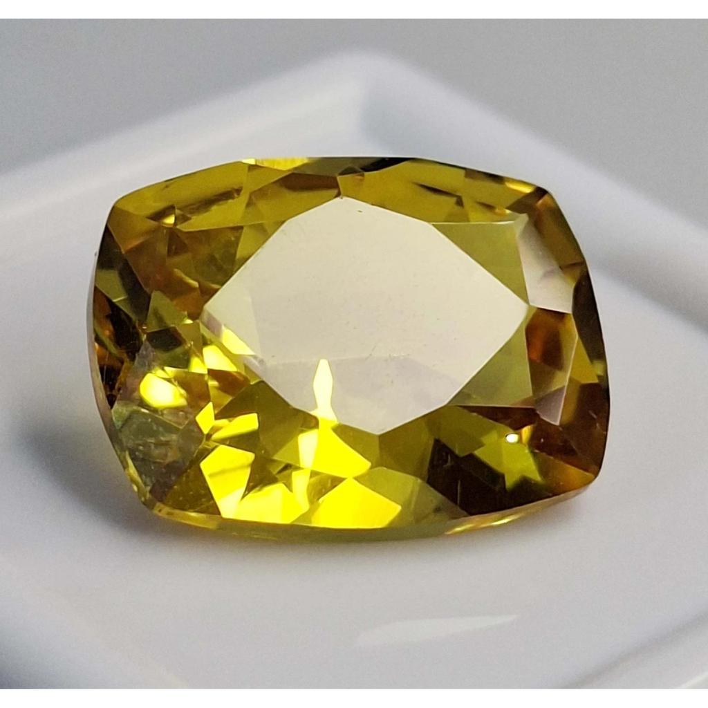 Natural Yellow Color Sapphire Cushion Cut 7-9 Ct Fabulous Certified Gemstone