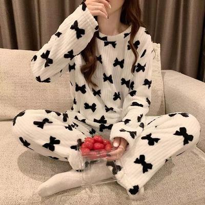 Women Warm Sleepwear for Winter Coral Velvet Bow Bow Padded Loungewear Sets Easy To Clean School Long Sleeve Square Pajamas