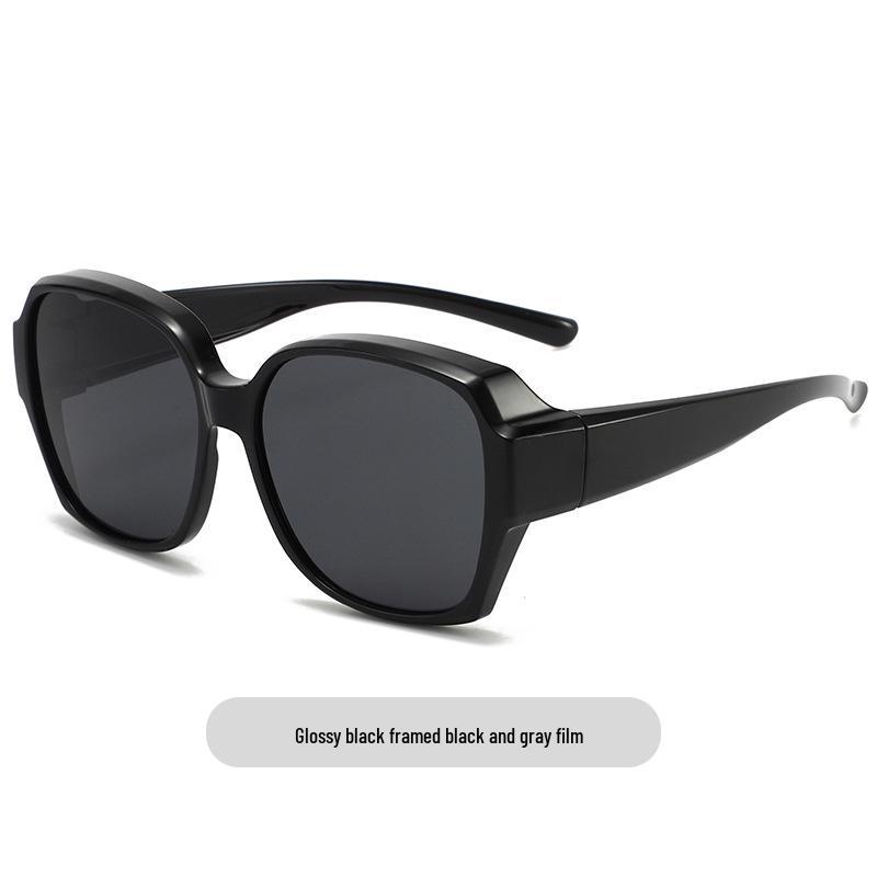 Women’s Polarized Clip-On Sunglasses with UV Protection for Myopia – High-End Feel.