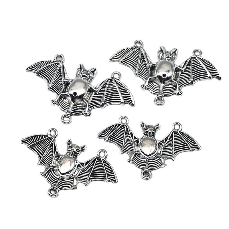 Gotischer Vampir Fledermaus Anhänger - Silbernes Halloween Schmuck Accessoire