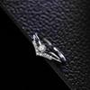 Zircon V Shape Heart Engagement Rings for Women Elegant Shiny Diamond Wedding Band Jewelry