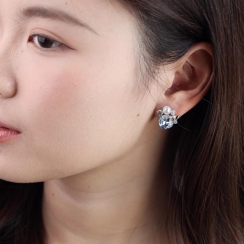 Silver Needle Diamond Drip Oil Pearl Butterfly Flower Earrings Exquisite Temperament Versatile Stud Earrings Niche Fashion Personalized Earrings