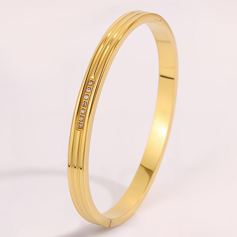 Women s High-end Luxury Retro Bracelet Elegant, Simple, Light Luxury, High-end 17CM