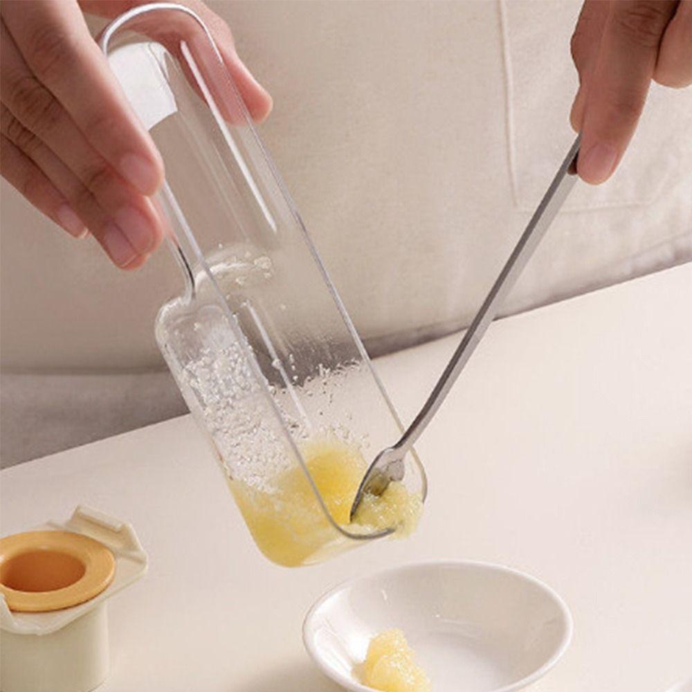 3in1 Knoblauchmühle Küchenhelfer Knoblauchzerdrücker Knoblauchpresse zum Zerkleinern von Gewürzen Kräutern Knoblauch