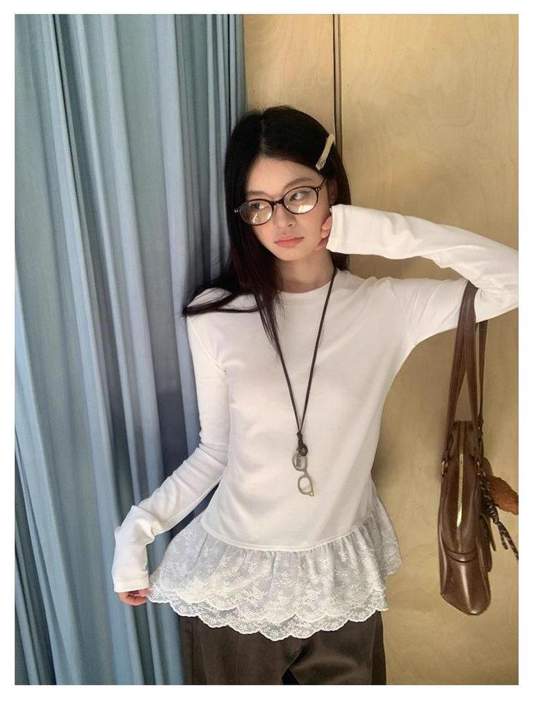 Women's Slim Fit White Lace Patch Long Sleeve T-Shirt - 2026 Spring/Autumn Collection