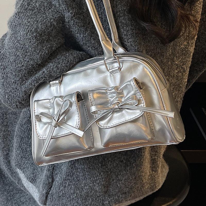 

Женская сумка новая модная корейская версия сумка на плечо pu бант подмышечная простая повседневная сумка-багет для поездок на работу серебряный