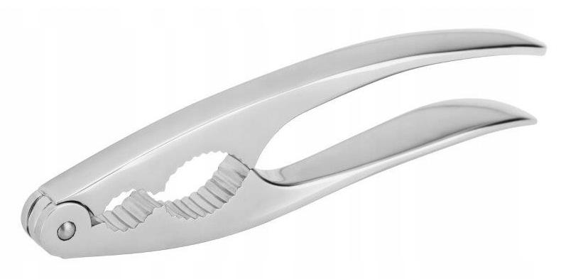 Walnut and Hazelnut Cracker