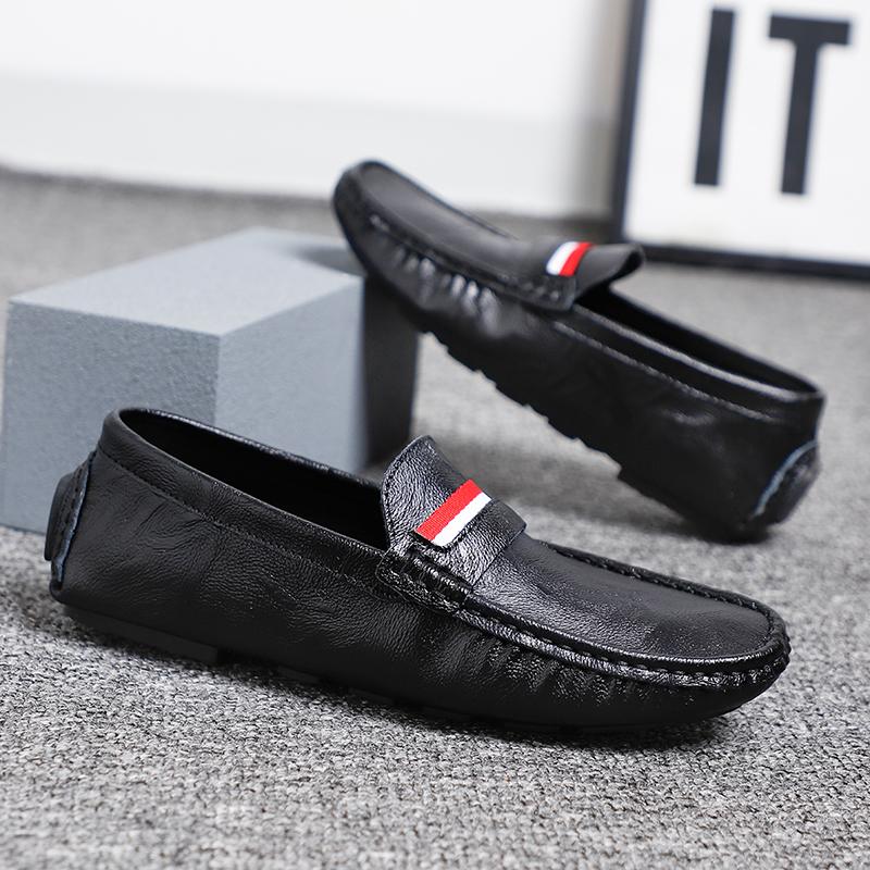 Fashion Korean Version Leather Flats Casual Shoes Fashion Business Loafers Men Formal Shoe Designer Moccasins Lightweight Driving Shoes