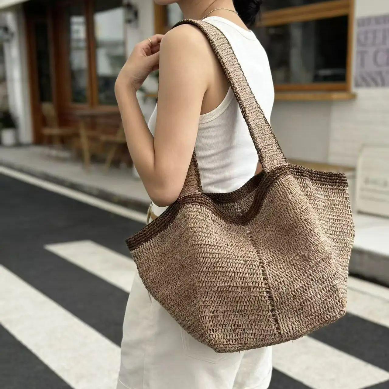 

Stylist Fashi Hand Woven Bag Primary Color Lafite Papyrus Handbag Beach Hollow Style Ladies One-shoulder Tote Straw Bag