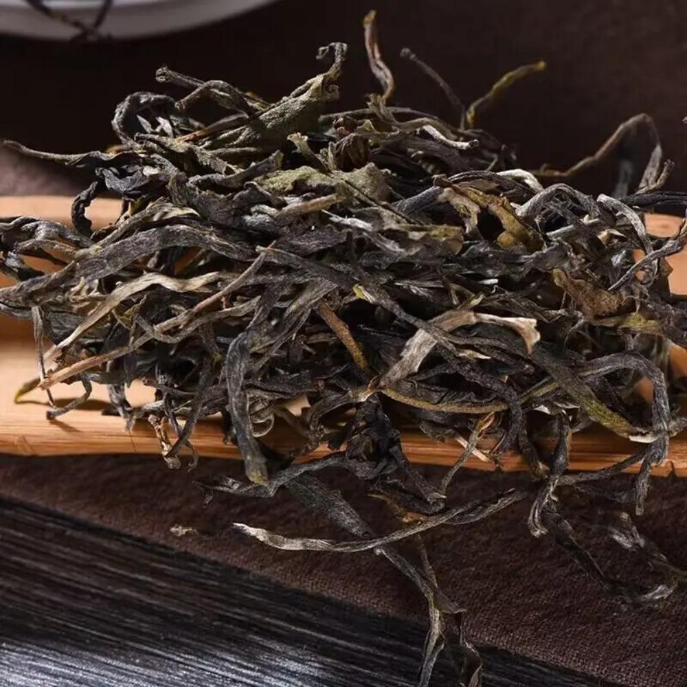 Premium Yunnan Old Tree Raw Puerh Loose Tea Bulk