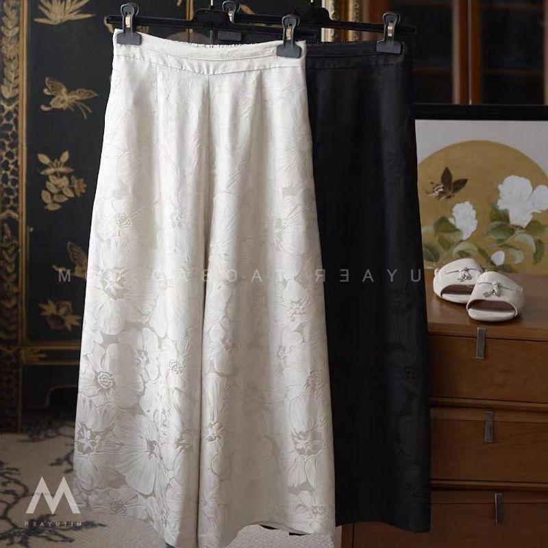 

Кюлоты 7/8 с высоким поясом из шелковистой ткани с китайским темным узором Champagne apricot M