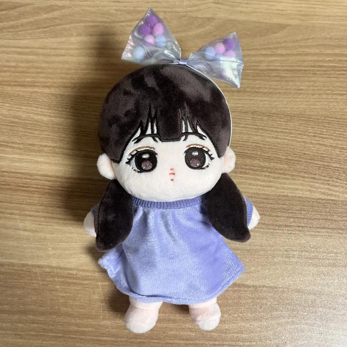 

Oh My Girl Yooa 20cm Doll Mini Sasha