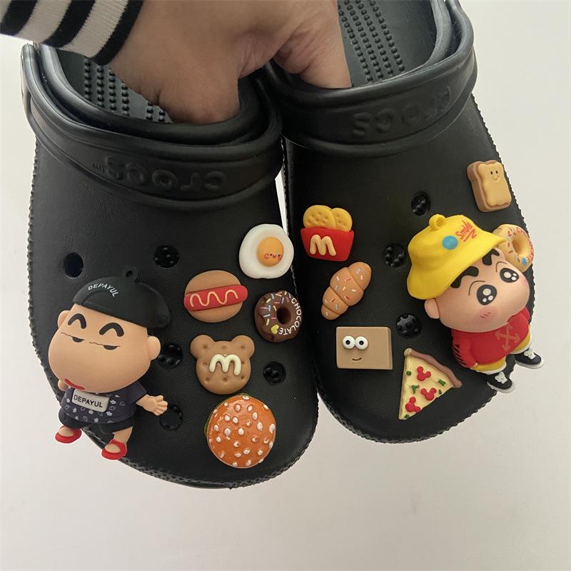 Croc Accessories: DIY Barbie Pink Y2K Emo Shoe Charms with Dark Butterfly Heart Design