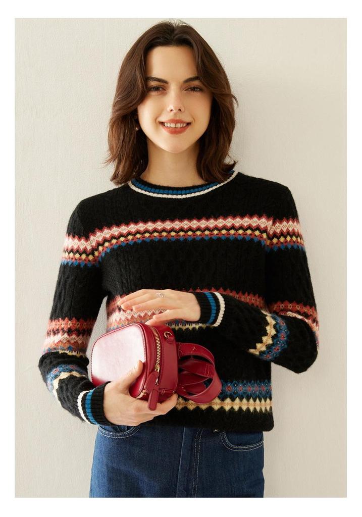 Women's Retro Jacquard Cashmere Knitwear: Color Block Round Neck for Autumn/Winter