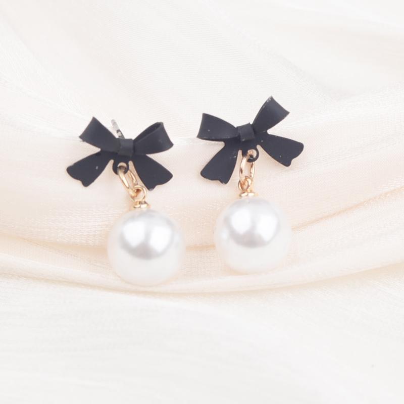 

Elegant Imitation Pearl Dangle Earrings for Women Trendy Black Red Hollow Out Bow Knot Drop Earrings Cute Sweet Party Zircon
