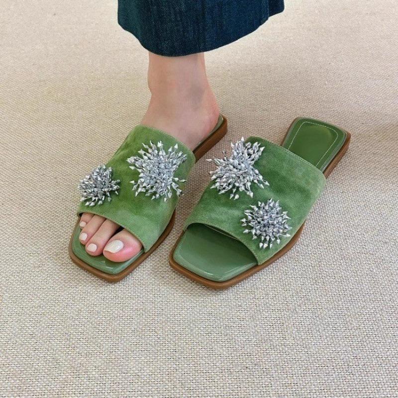 Fashion 2025 Fashion Ladies Shoes Open Toe Women's Slippers Outdoor Casual Summer Metal Decoration Plus Size Best Seller Flat Slippers
