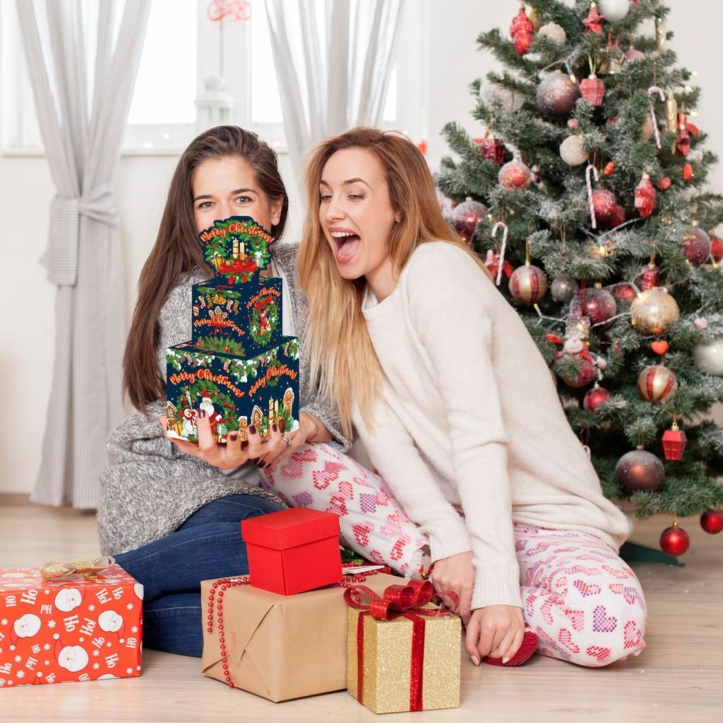 Green Party Holiday Wreath With Money Box For Christmas Celebration Giving Gift