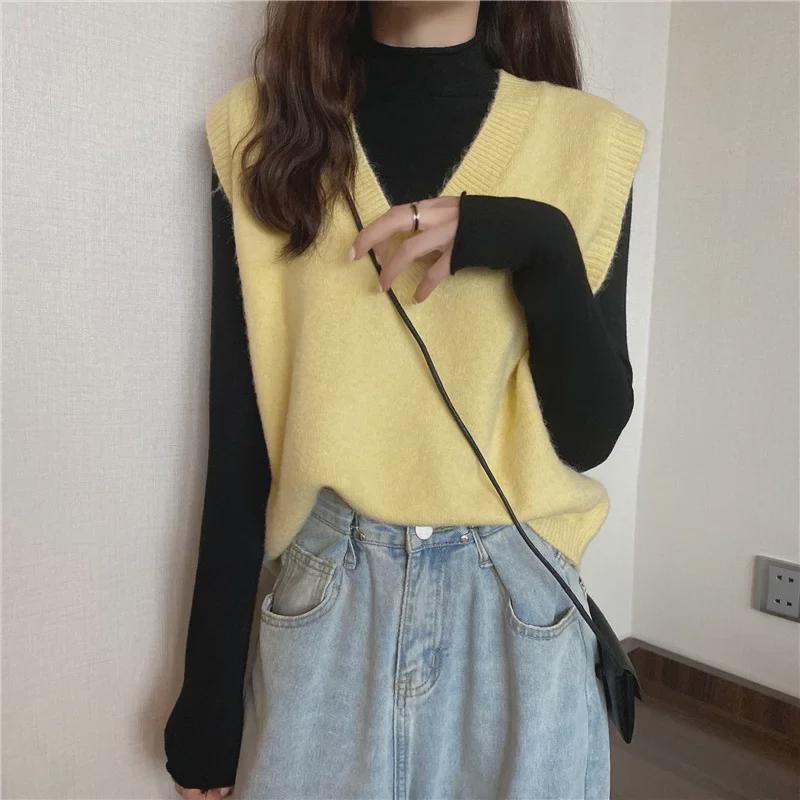 Women's V-Neck Knitted Vest Sweater - Autumn/Winter Sleeveless Layered Top