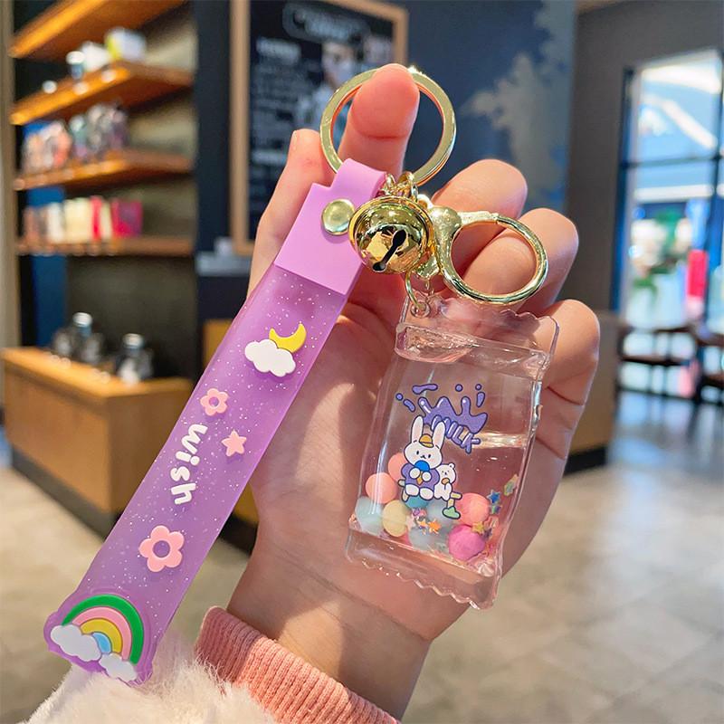 

New Acrylic Colored Oil-filled Candy Bunny Keychain For Couples And Cars Gift