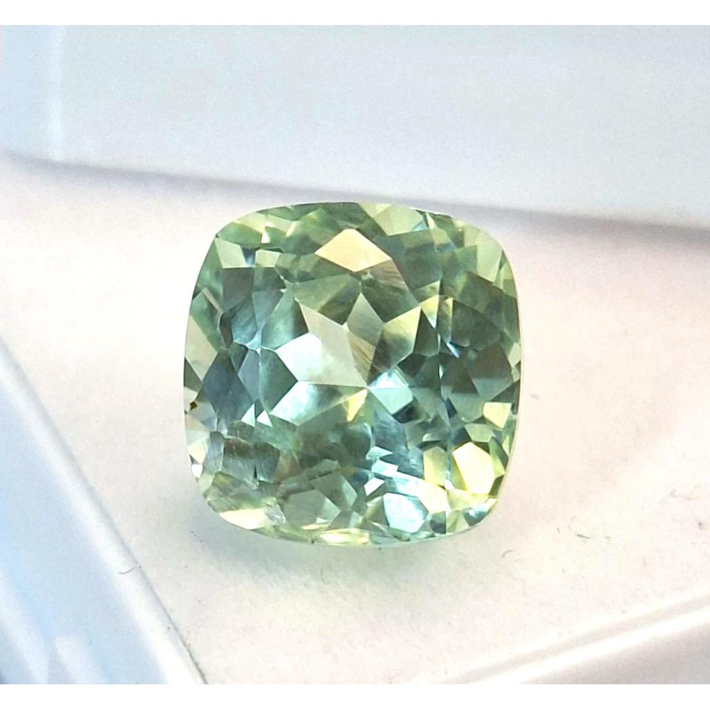 Natural Light Green Parti Sapphire Cushion Cut 5-7 Ct Beautiful Loose Gemstone