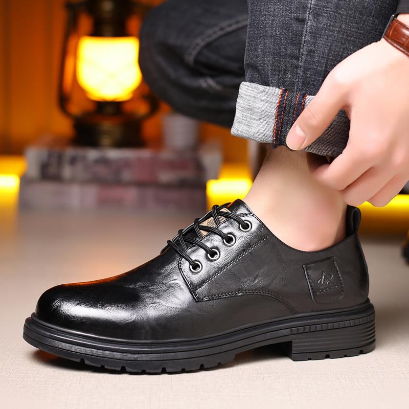 Retro Cow Leather Men's Dress Shoes New Designer Solid Color Platform Shoes Men Fashion Casual Soft-soled Wedding Shoes Male