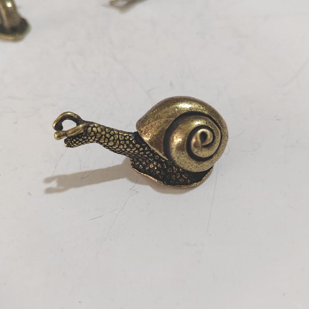 Copper-Plated Snail Incense Holder: Creative Micro-Carved Animal Ornament and Tea Pet