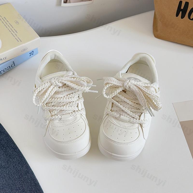 Women White Board Shoes  Spring Autumn New Fashion Cross Tied Non Slip Casual Shoes Lightweight Comfortable Vulcanized Shoes