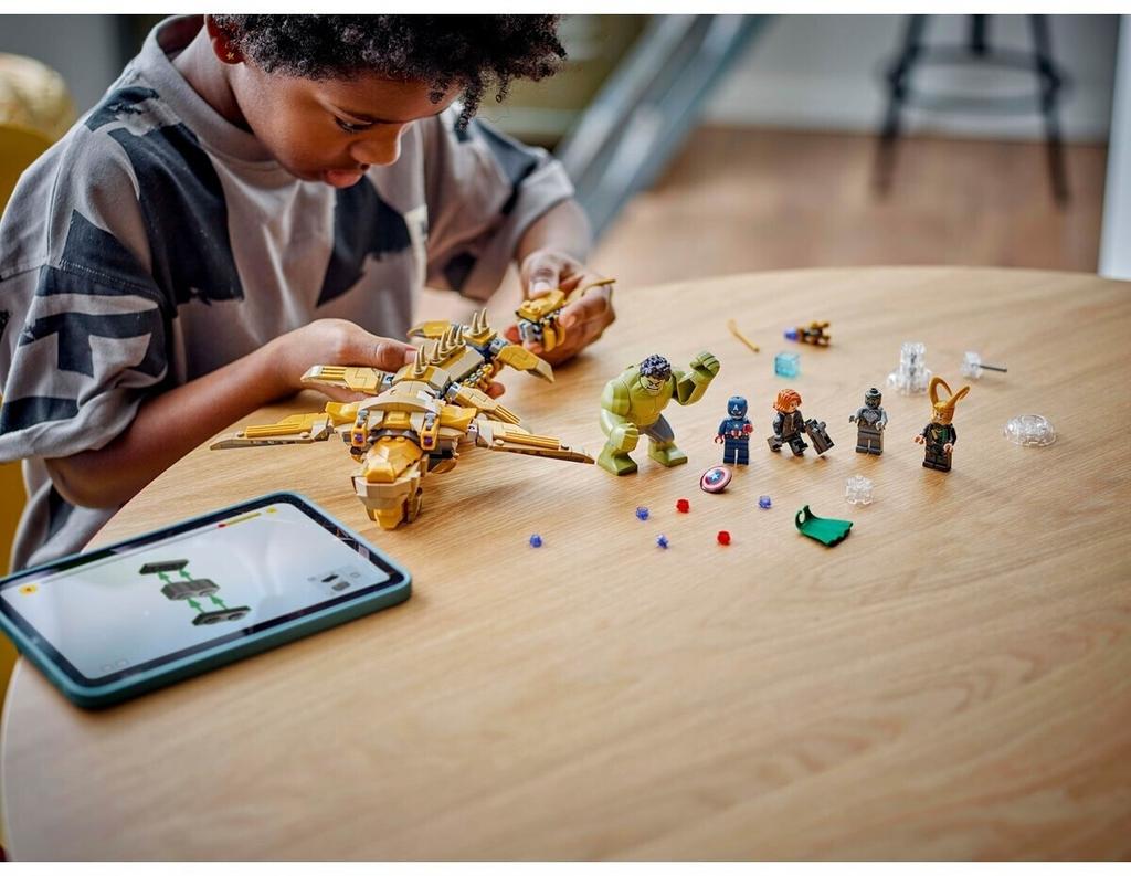 LEGO конструктор Космический корабль Marvel – Мстители против Левиафана (76290)