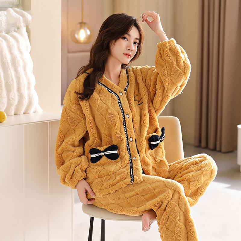 Pajama Women's Autumn/Winter Coral Velvet Set New Women's Flannel and Fleece Thickened Warm Home Wear