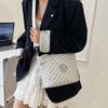Retro Casual Simple Versatile Fashion Wide Shoulder Strap Single Shoulder Messenger Bag Light Luxury High Texture Large Capacity Bag