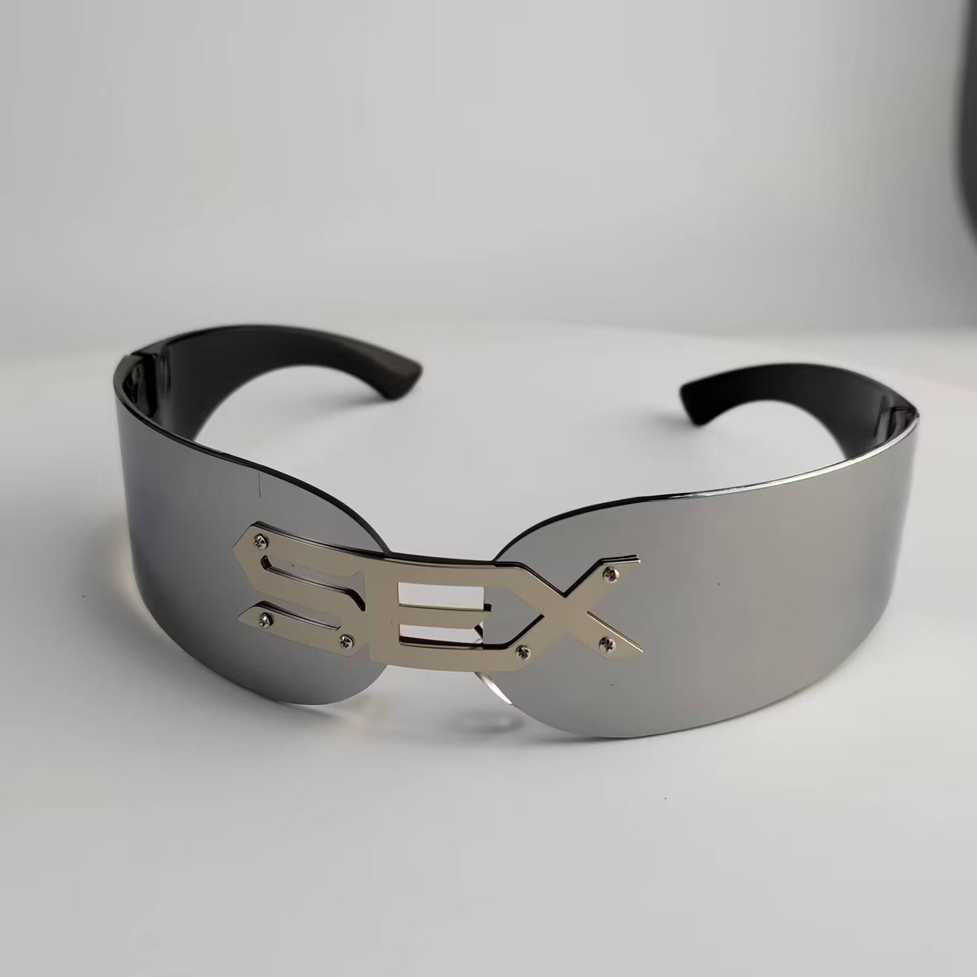 

One Piece Y2K Punk Rimless Mask Sunglasses Women Men 2025 Luxury Brand Small Frame Steampunk Wrap Around Shield Eyewear Shades no case