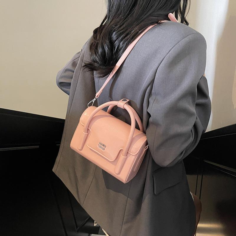High-end small bag women's spring summer versatile new fashion messenger bag small square bag