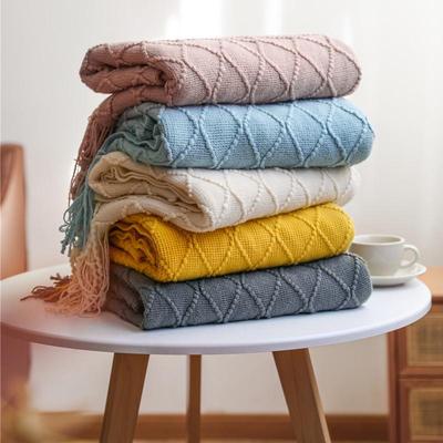 Coperta Lavorata a Maglia Leggera con Nappe per Divano, Aria Condizionata, Pisolini Estivi e Bow Window