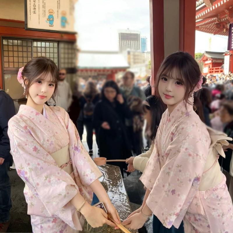 Dámské japonské kimono a yukata šaty pro formální fotografování