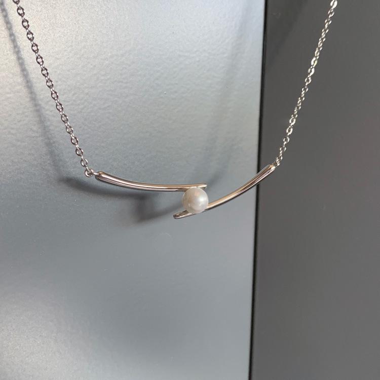 Beixi S925 Sterling Silver Geometric Pearl Pendant Necklace for Women 925 Silver