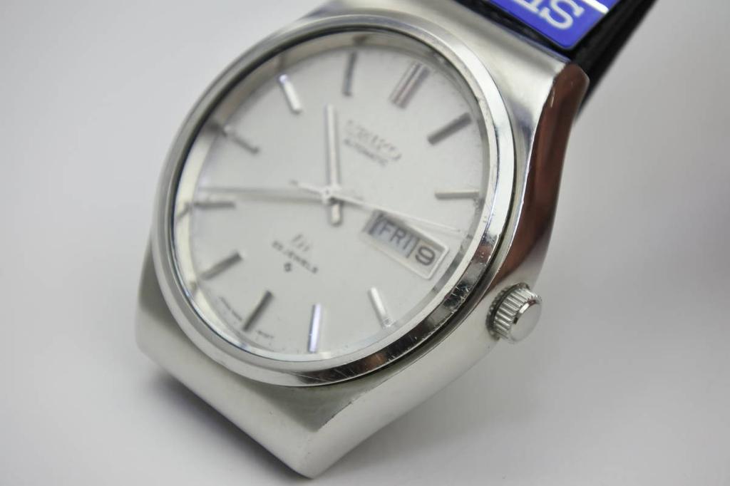 SEIKO watch Lord Matic 23 Jewels Automatic Watch with strap 1960s-70s Japanese-made semi-luxury Seiko 5606-8090 Men's