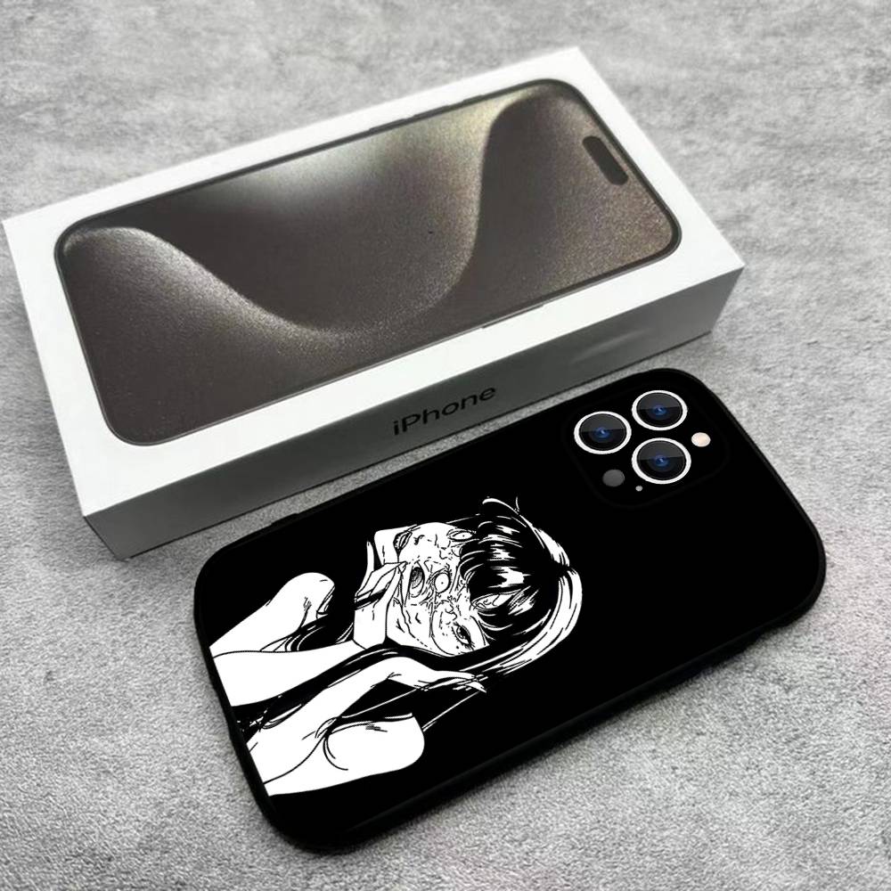 

Комиксы J-Junji Ito T-Tomie Чехол для телефона для iPhone 17,16,15,14,13,12,Pro,Max,Plus,E,SE4,Air,Mini Черный Мягкий Бокс iPhone17PRO