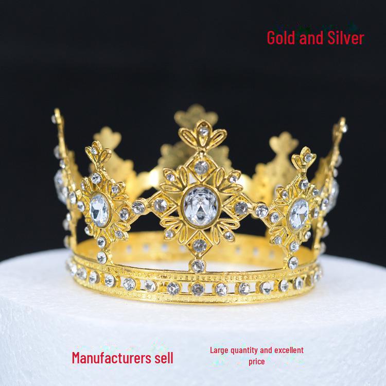 

Украшение для детского торта на день рождения из золотого сплава