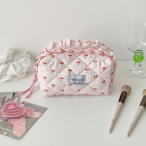 Ins Fresh Red Cherry Quilted Cosmetic Bag Fashion Small Large Toiletry Makeup Storage Bag Cute Lipstick Sanitary Napkin Case