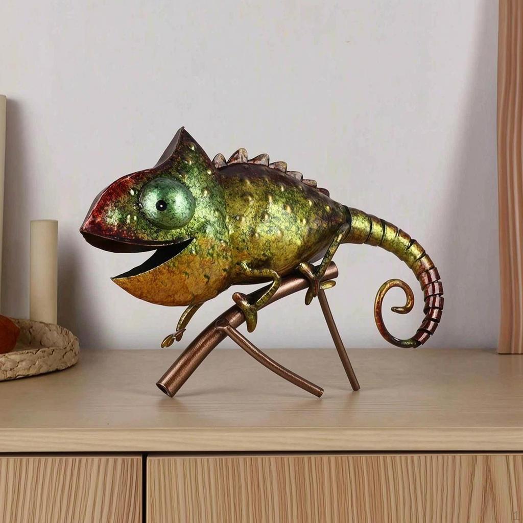 Metal Chameleon Outdoor Sculpture HandPainted Iron Animal for Gardeners, Patio,