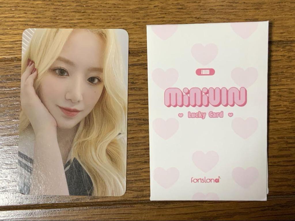 [USED] (G)I-DLE Minidol Minnie with trading card