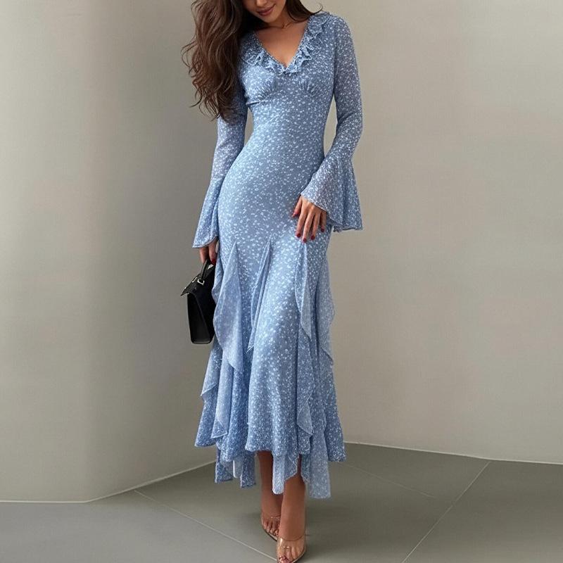 Spring 2026 new women s clothing, fashionable and elegant v-neck printed irregular dress S