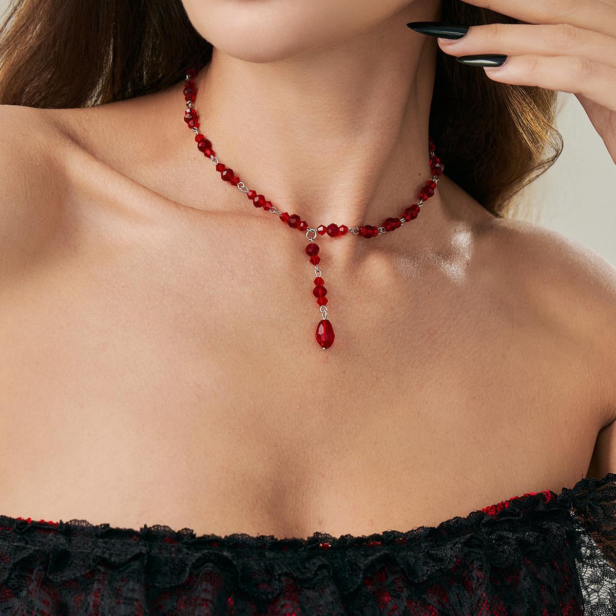 Gothic Dark Wind Imitation Crystal Beaded Necklace Female, Niche Blood Drop Pendant Collarbone Chain Choker